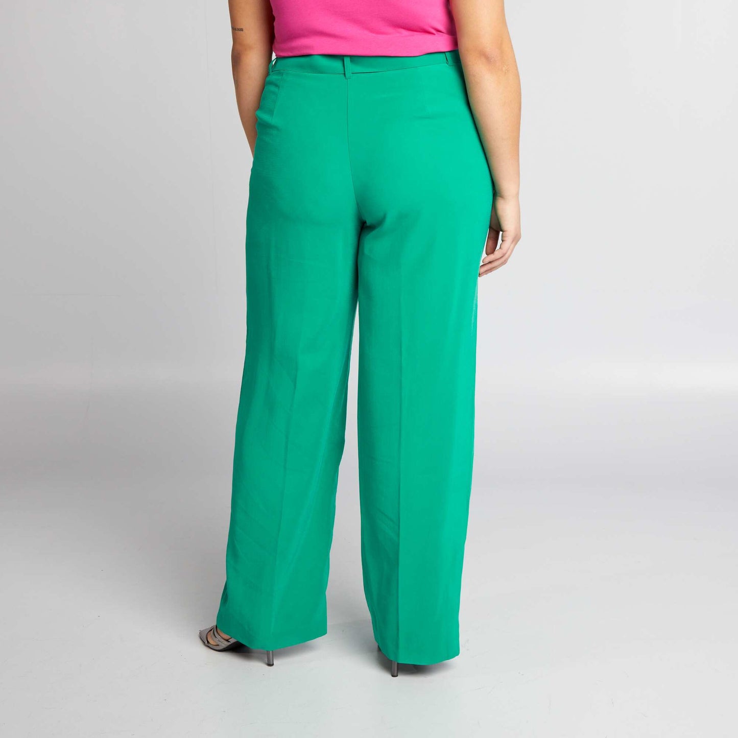 Pantalon tailleur large en twill Vert