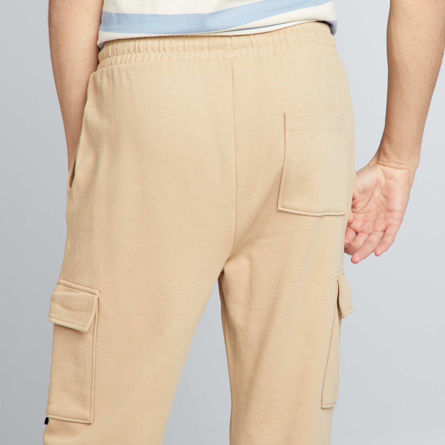 Pantalon de jogging style cargo Beige