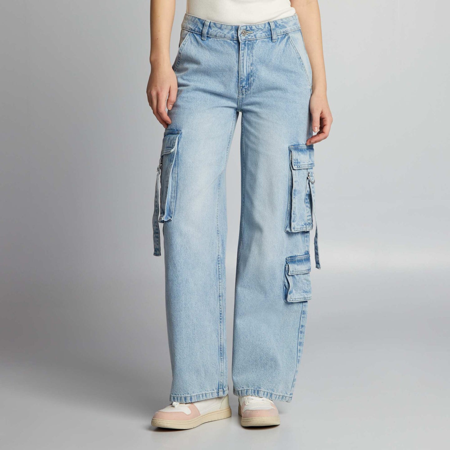 Pantalon en denim multipoches liens Bleu clair