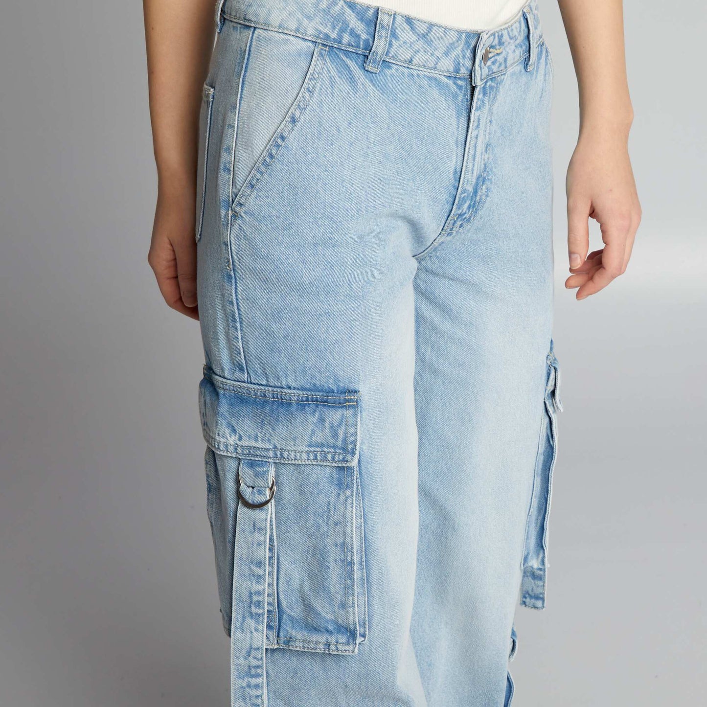 Pantalon en denim multipoches liens Bleu clair