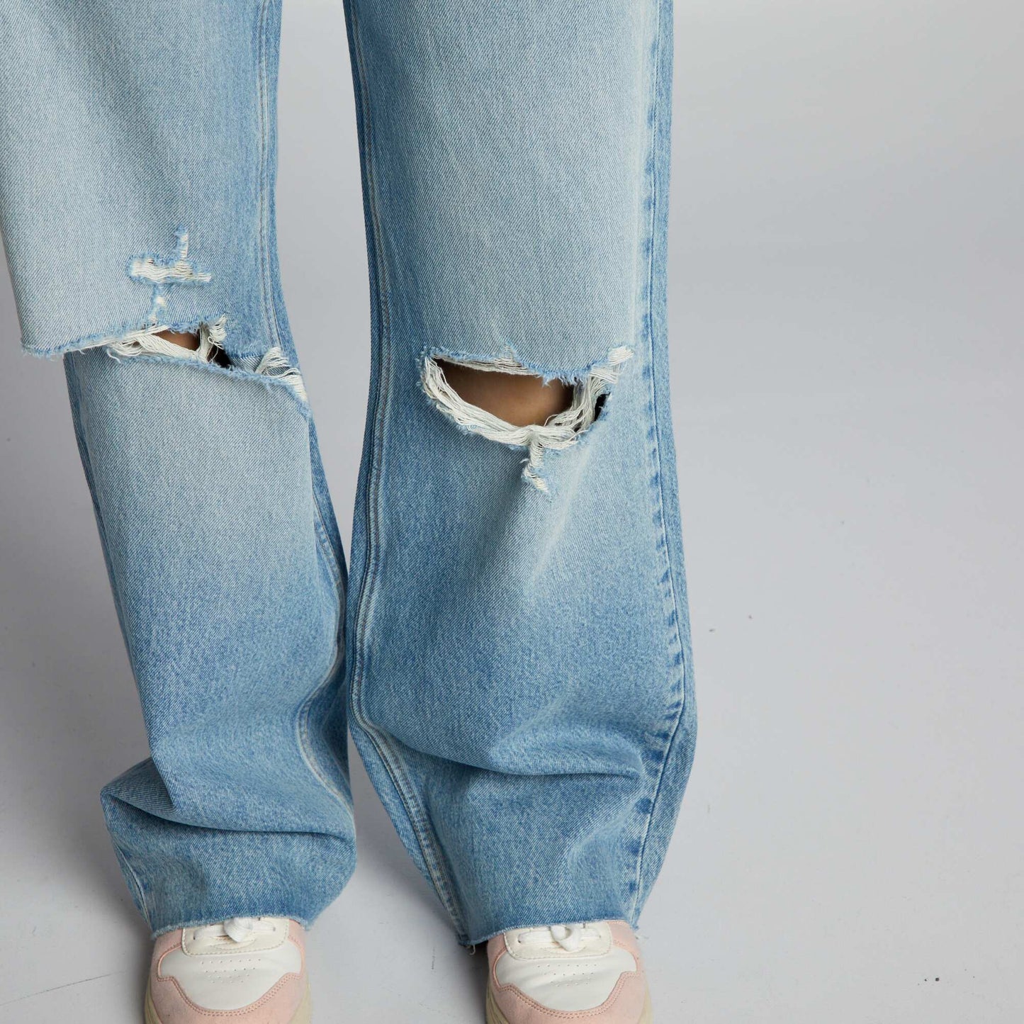 Jean wide leg avec abrasions Bleu