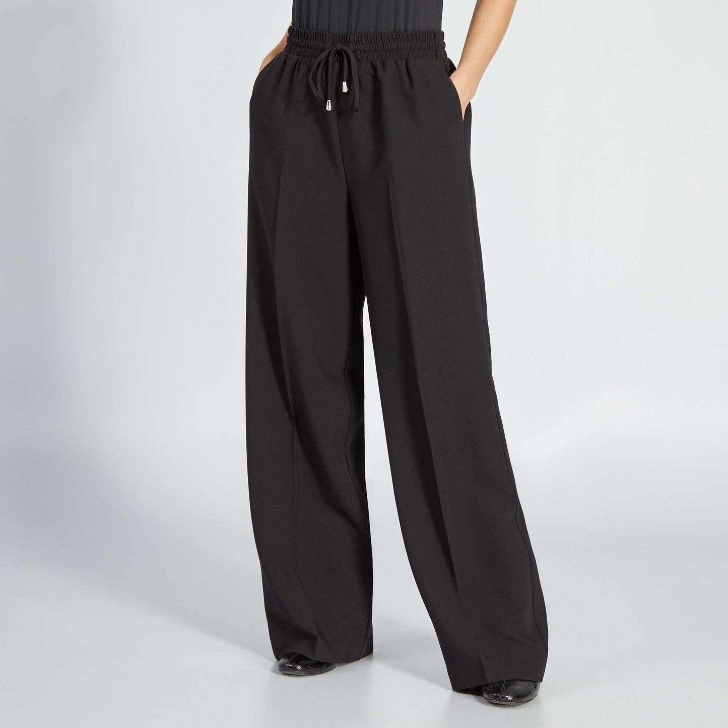 Pantalon droit avec liens   nouer noir