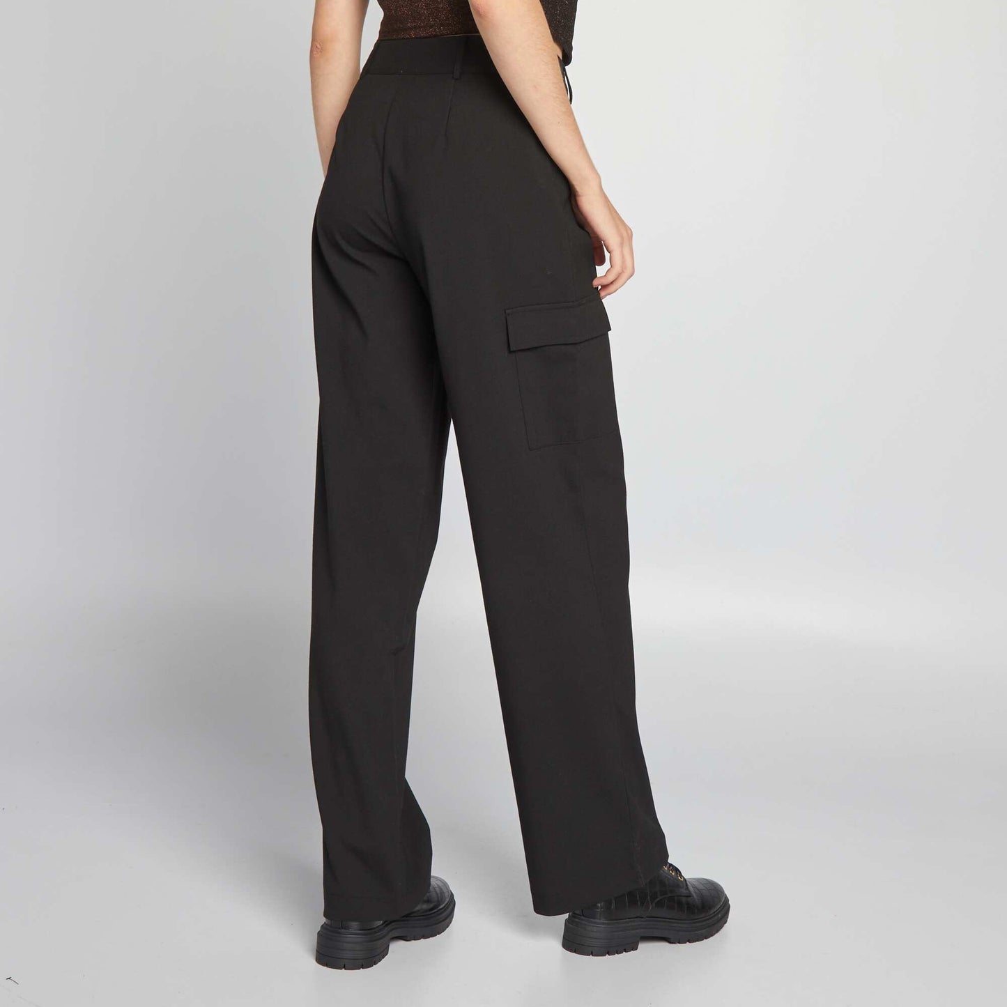 Pantalon taille haute fa on tailleur noir