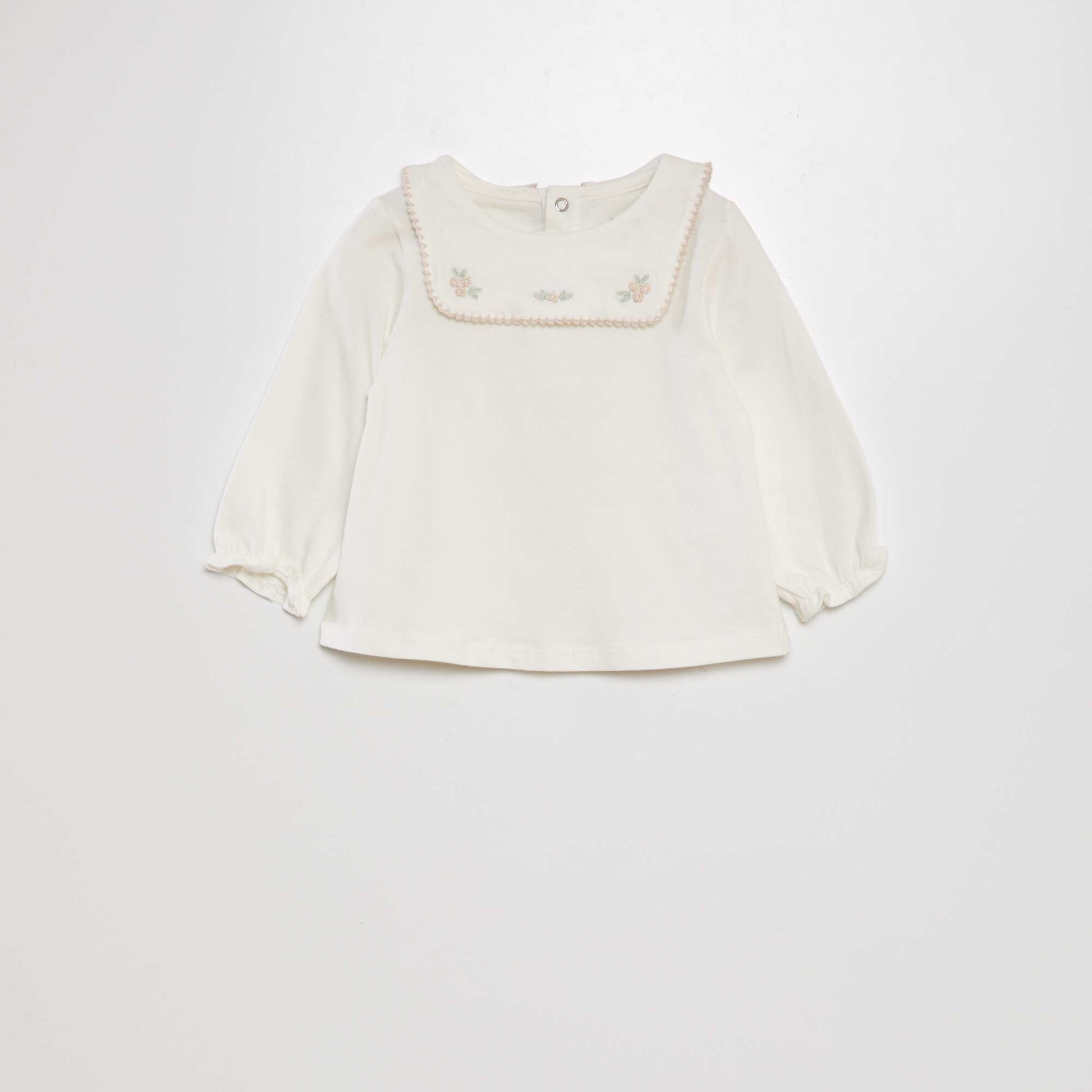 T-shirt manches longues à grand col blanc
