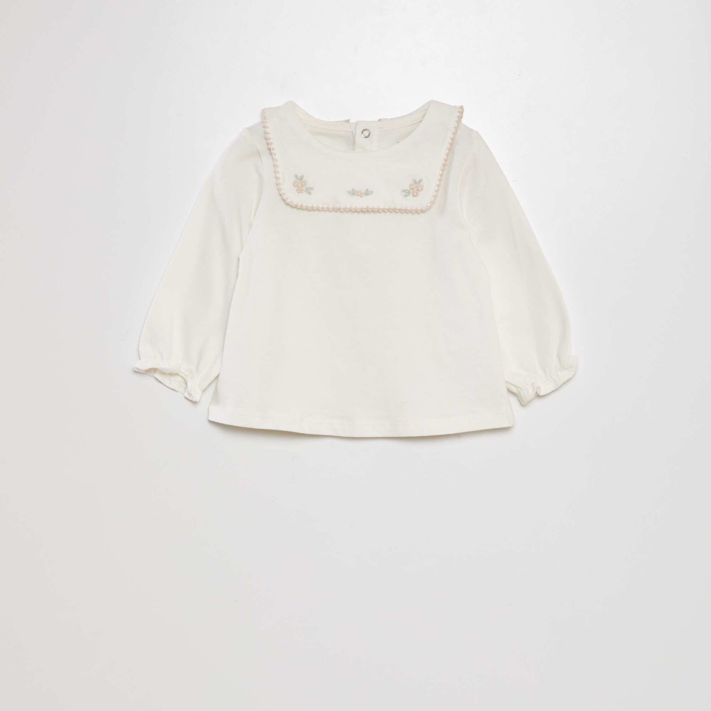 T-shirt manches longues à grand col blanc