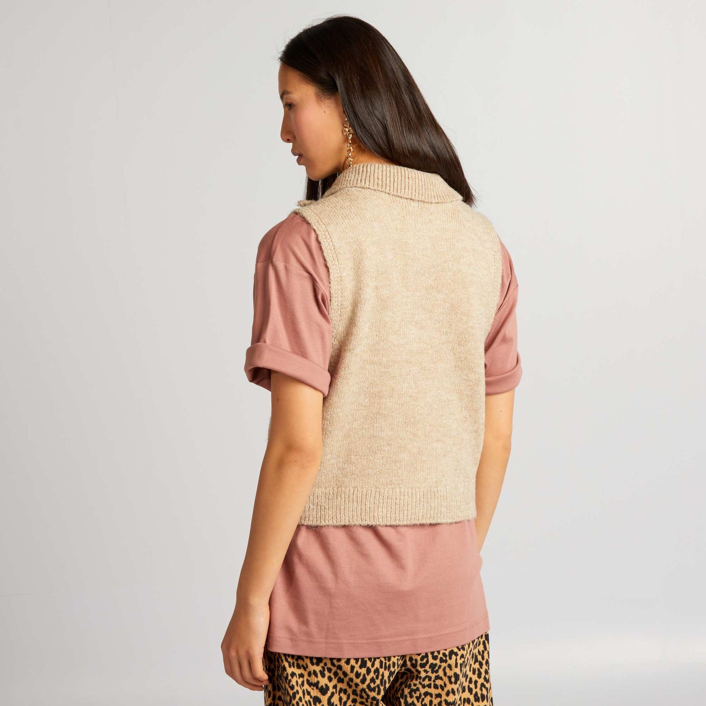 Pull sans manches col montant zipp Beige