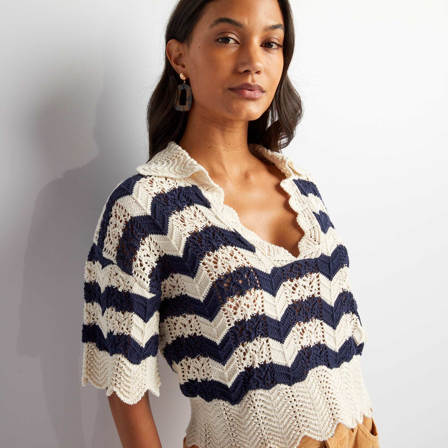 Pull court en maille ajour e Bleu marine