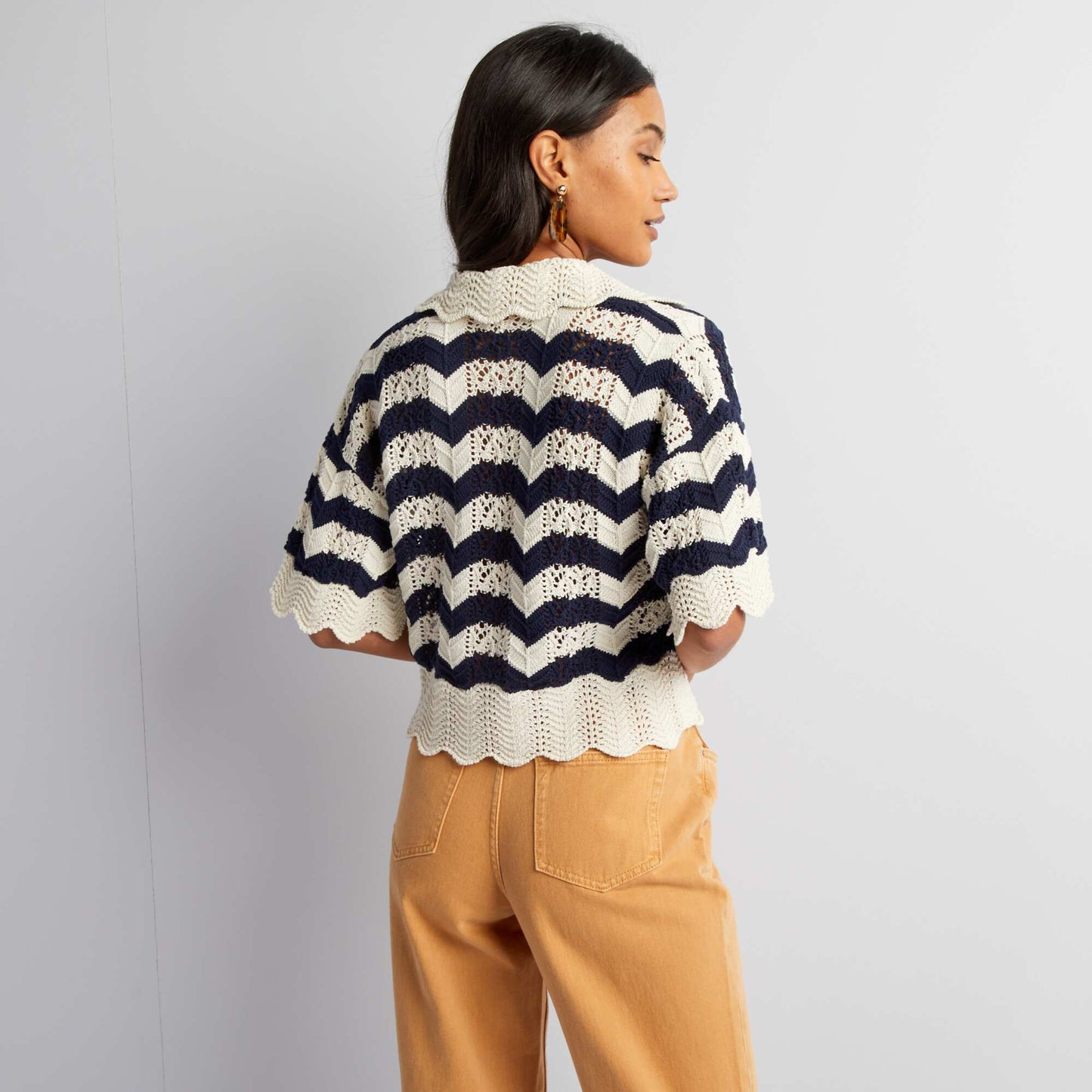 Pull court en maille ajour e Bleu marine