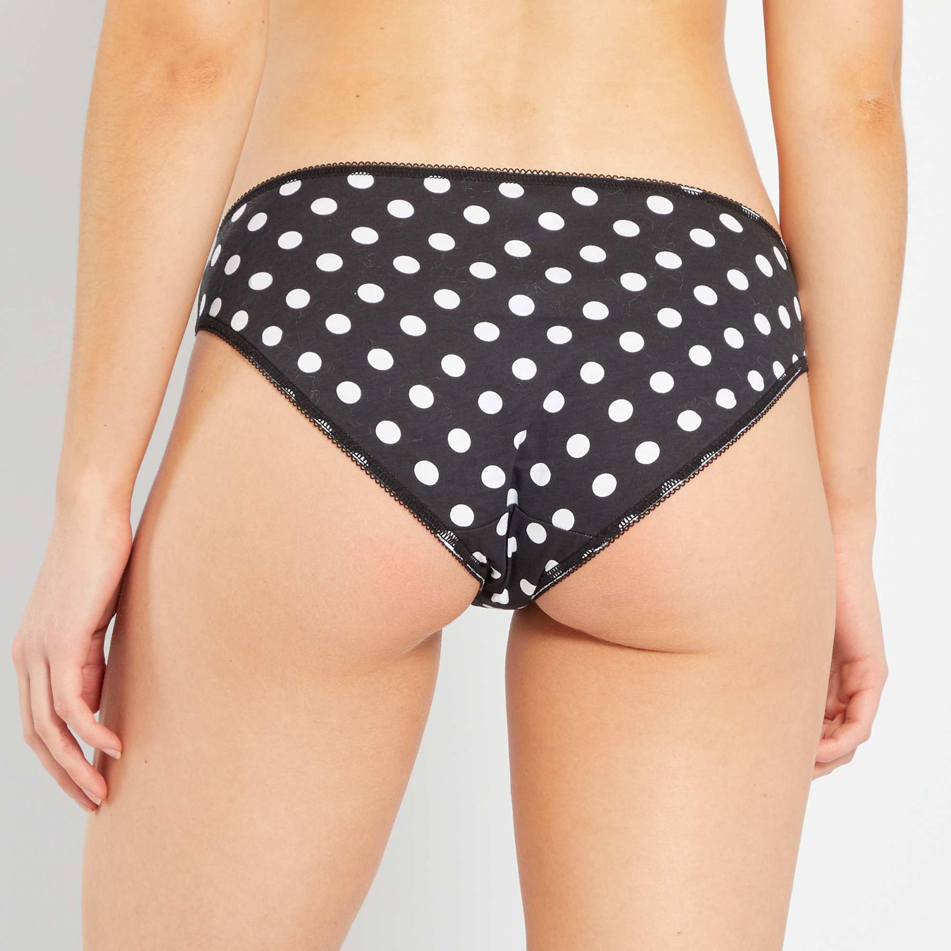 Lot de 3 culottes noir/blanc/noir pois