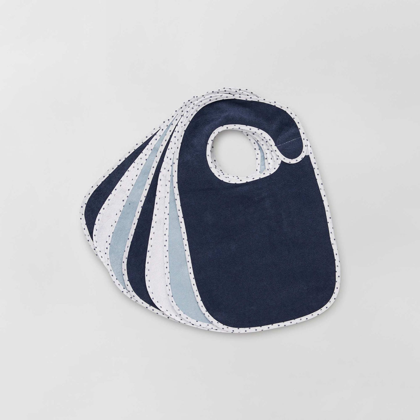 Le lot de 7 bavoirs ponge doubl s bleu