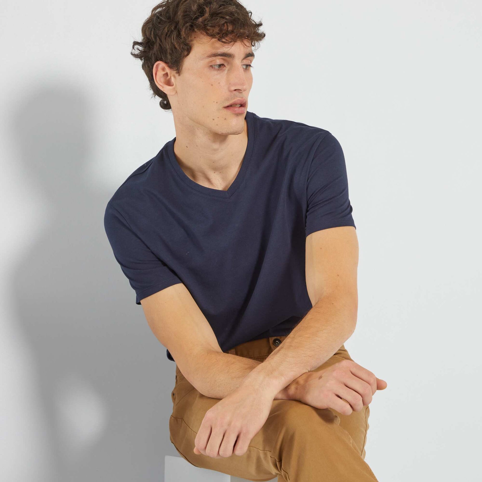 T-shirt regular col V en coton Bleu marine