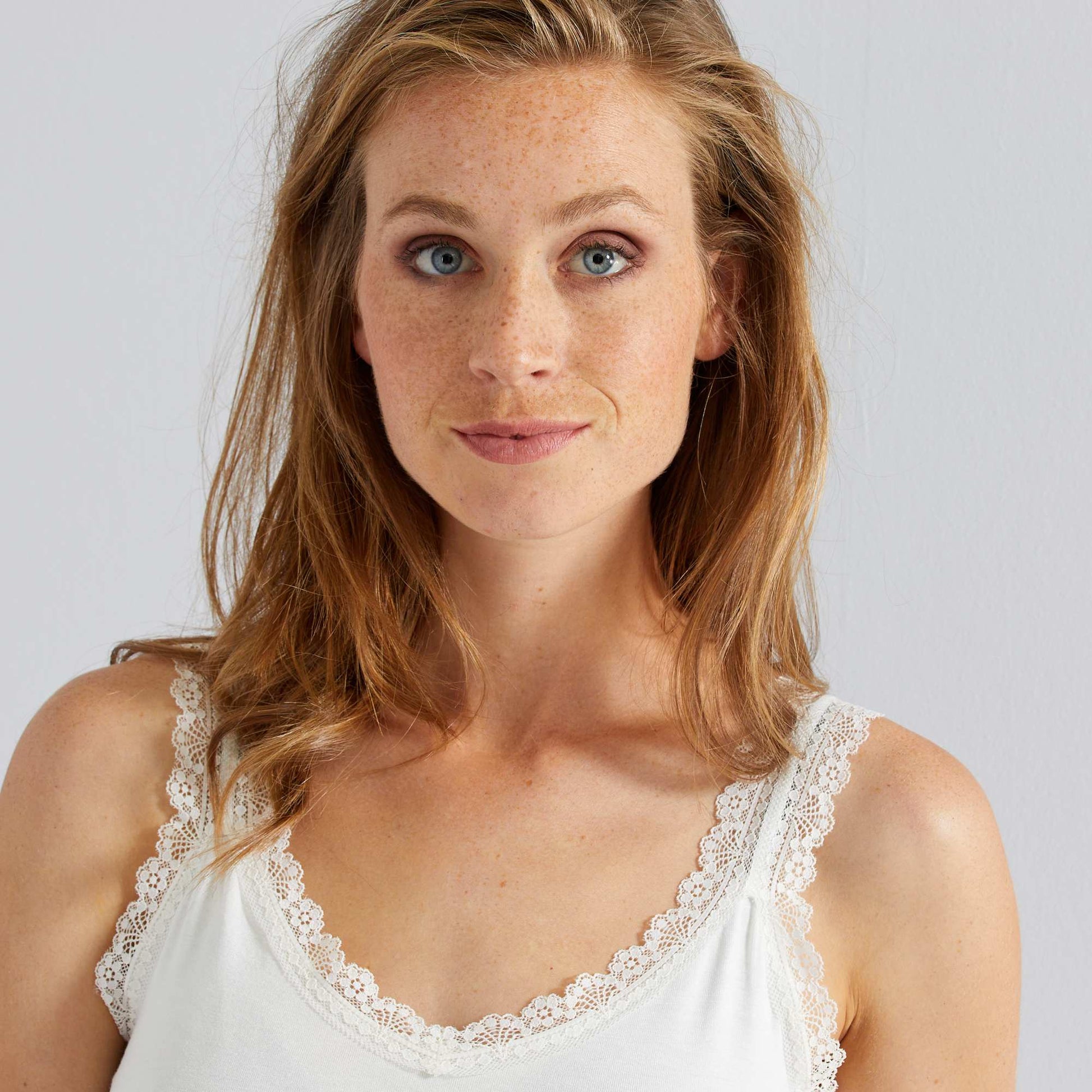D bardeur en dentelle blanc