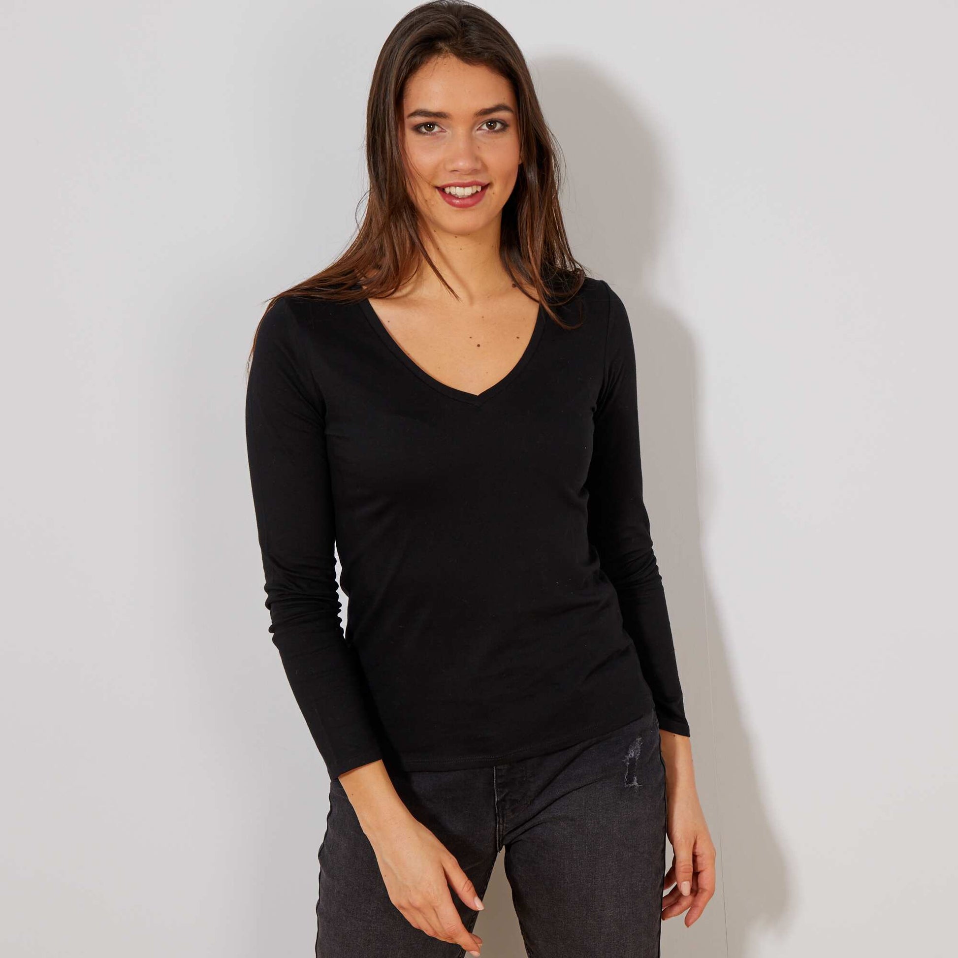 T-shirt col V noir