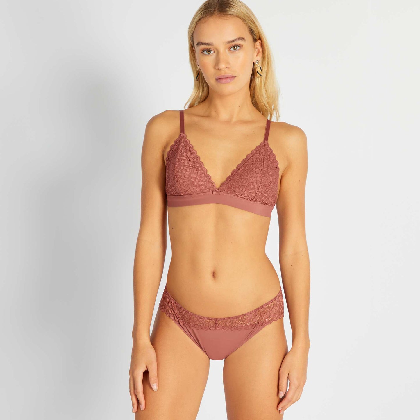 Culotte micro et dentelle Vieux rose