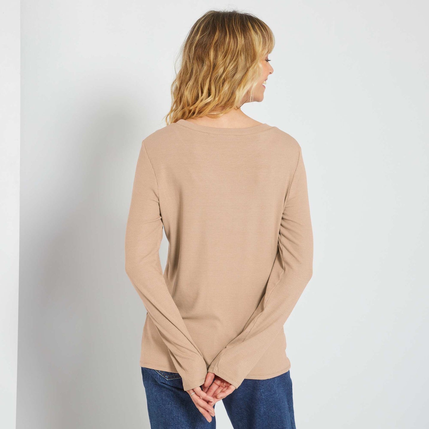 T-shirt en maille c tel e stretch Beige