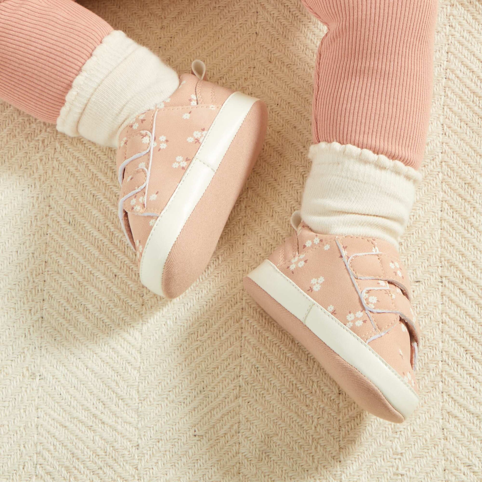 Baskets mode scratchs Rose