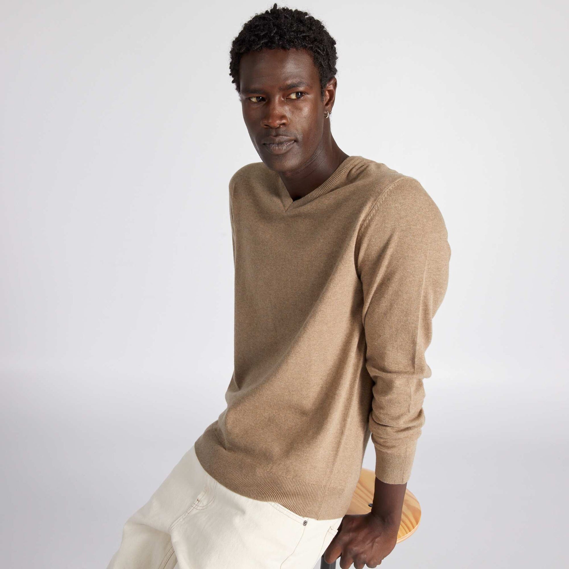 Pull basique en maille unie beige chin