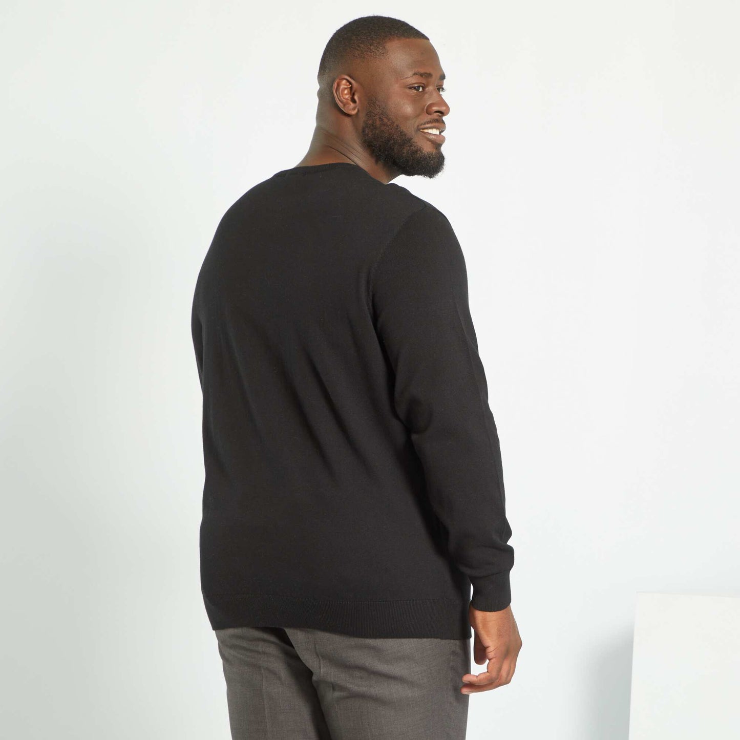 Pull en maille jersey fine jauge noir