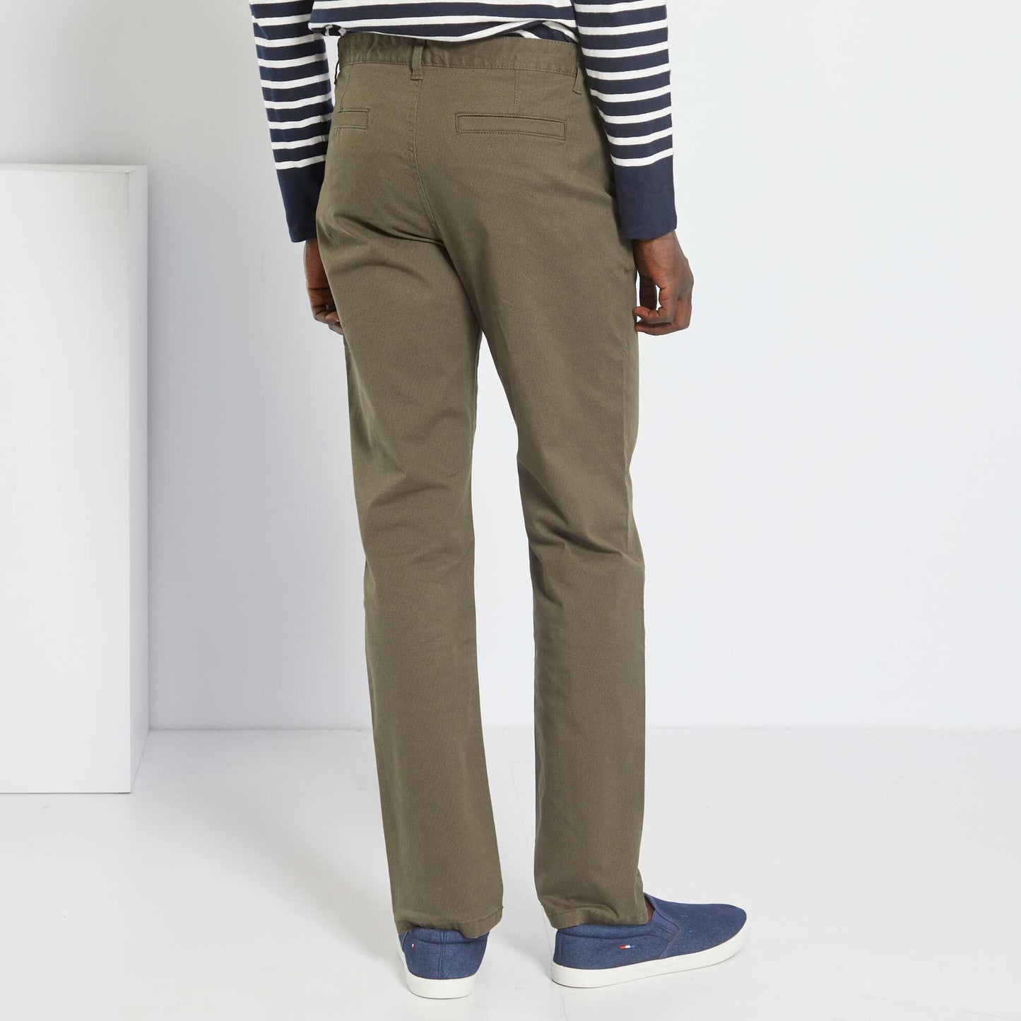 Chino regular avec imprim sur toile Kaki