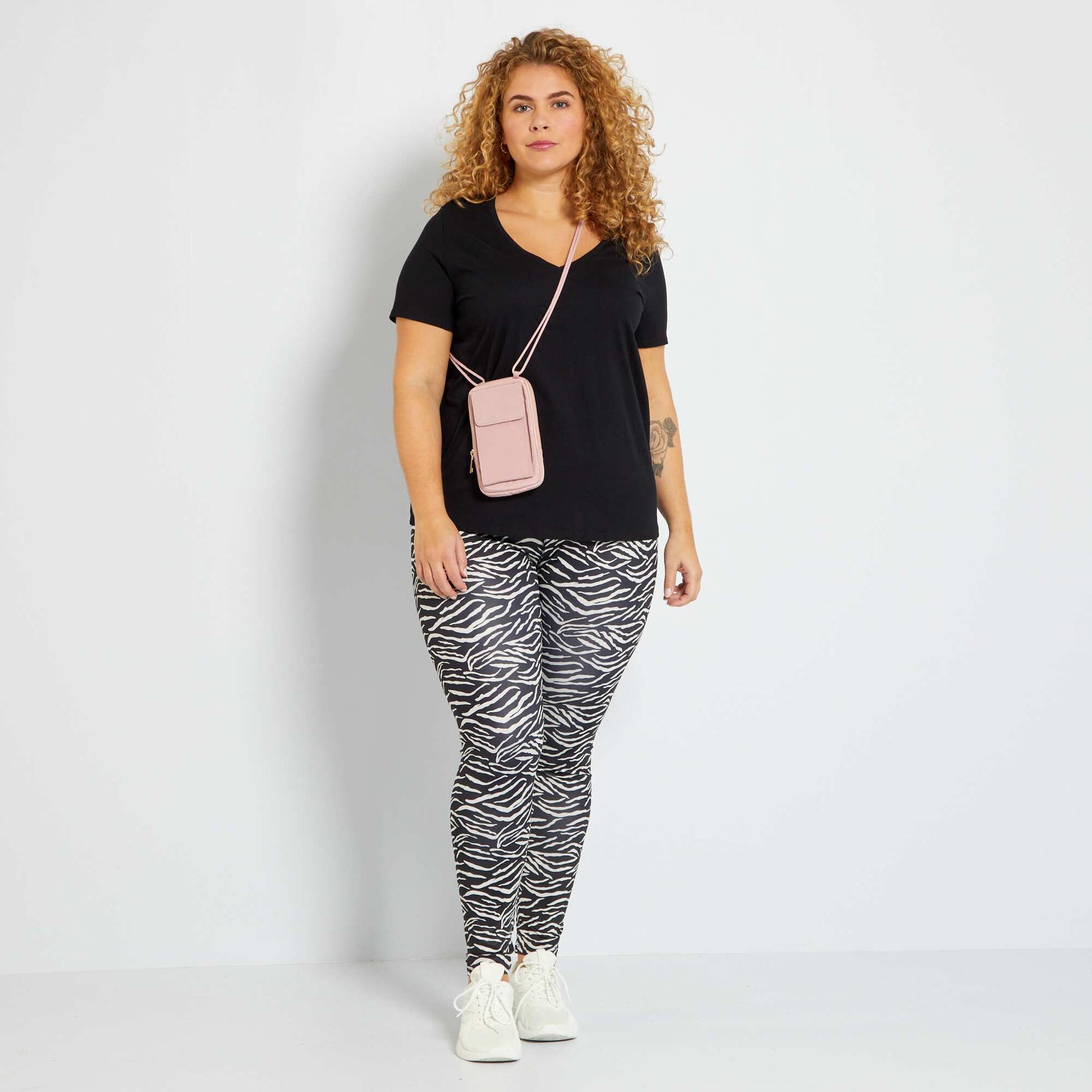 T-shirt en jersey col V noir