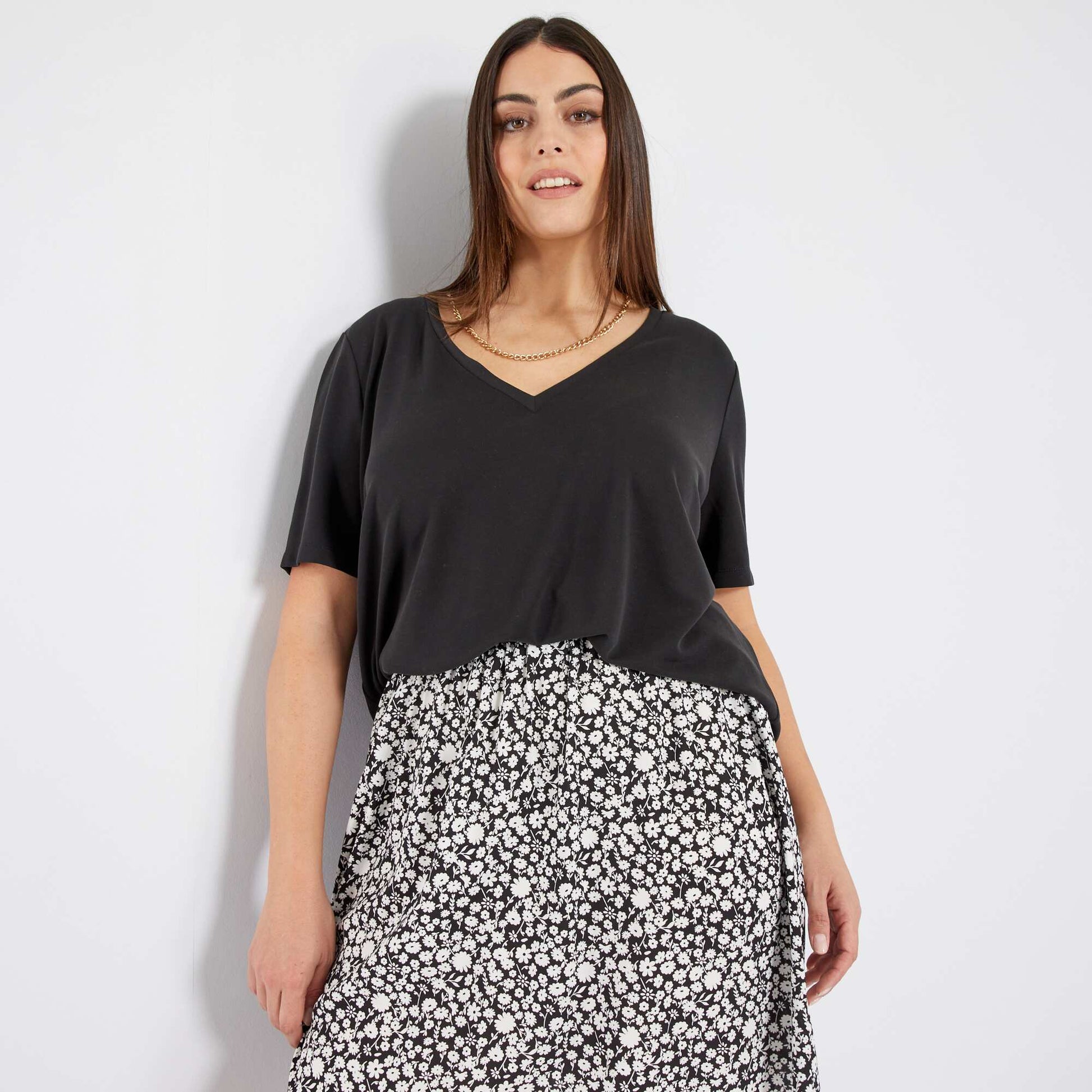 T-shirt uni encolure V noir