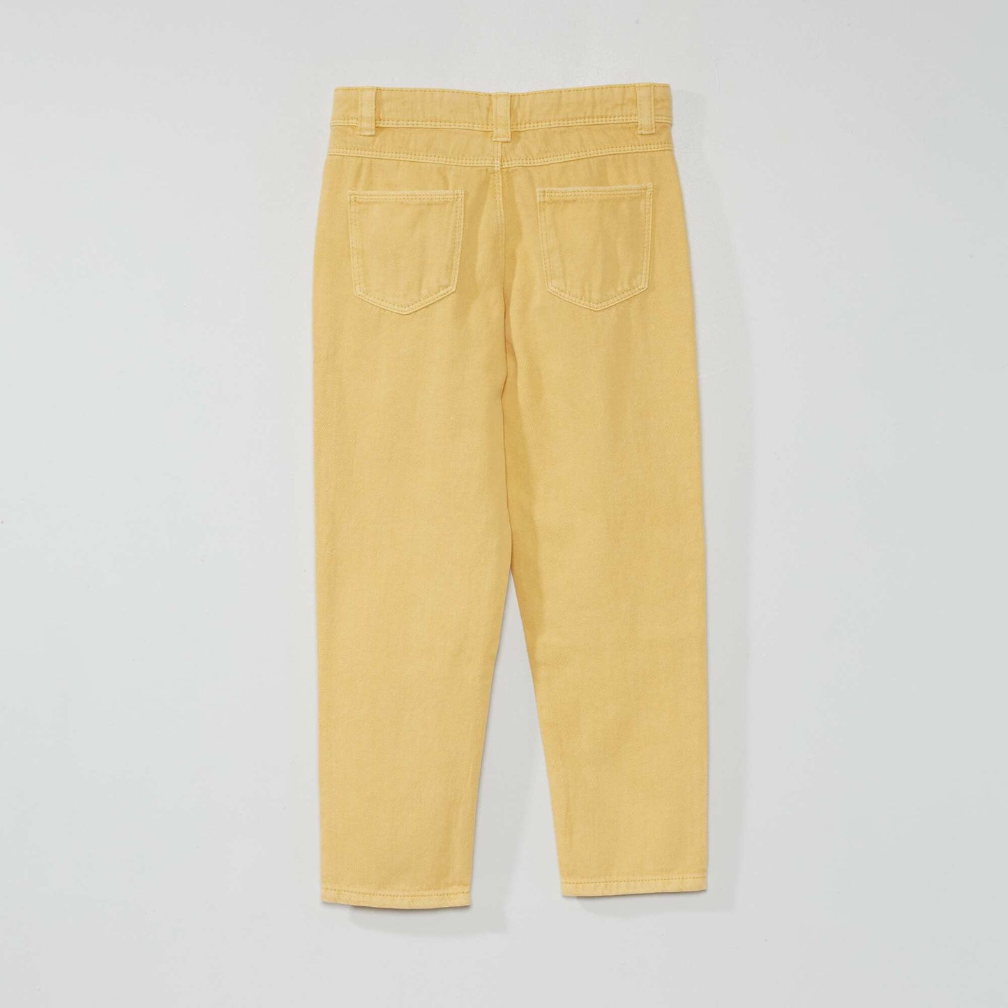 Pantalon denim coupe mom jaune