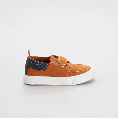 Chaussures forme 'bateau' scratch MARRON