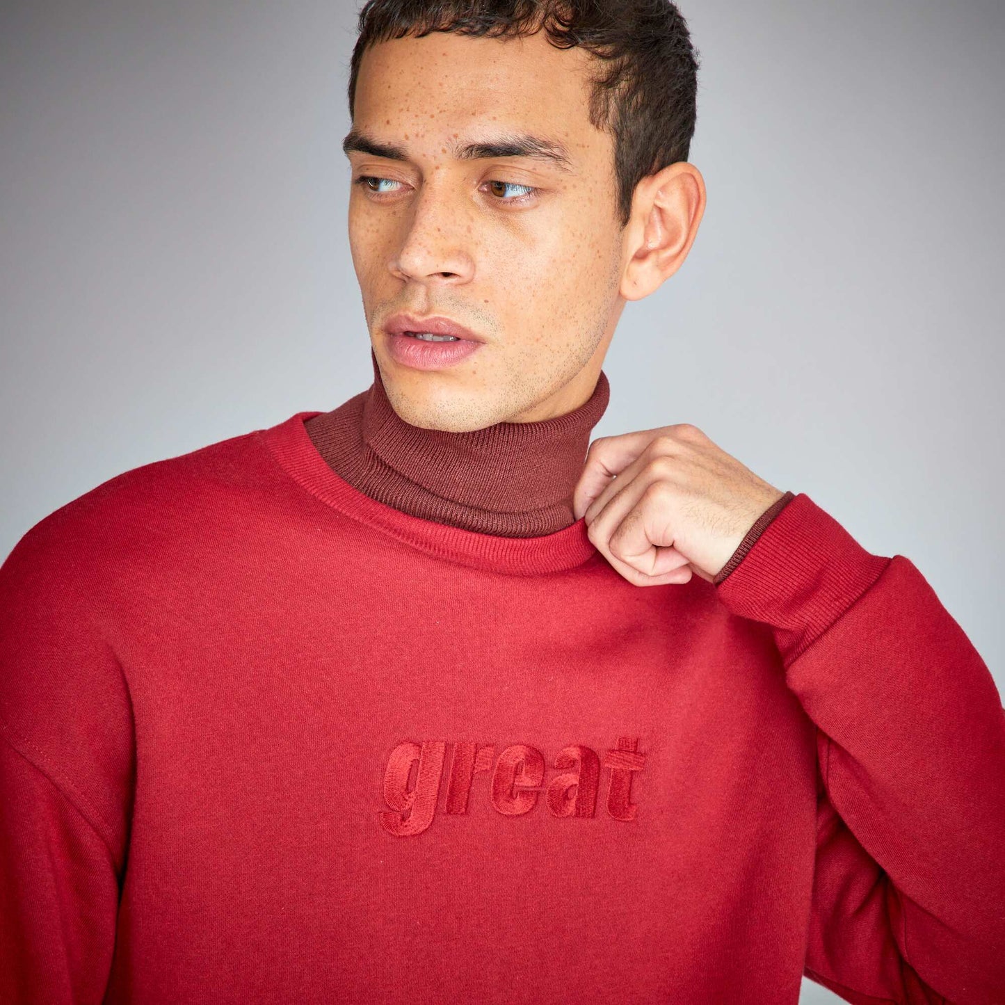 Sweat en molleton avec broderie Rouge bordeaux