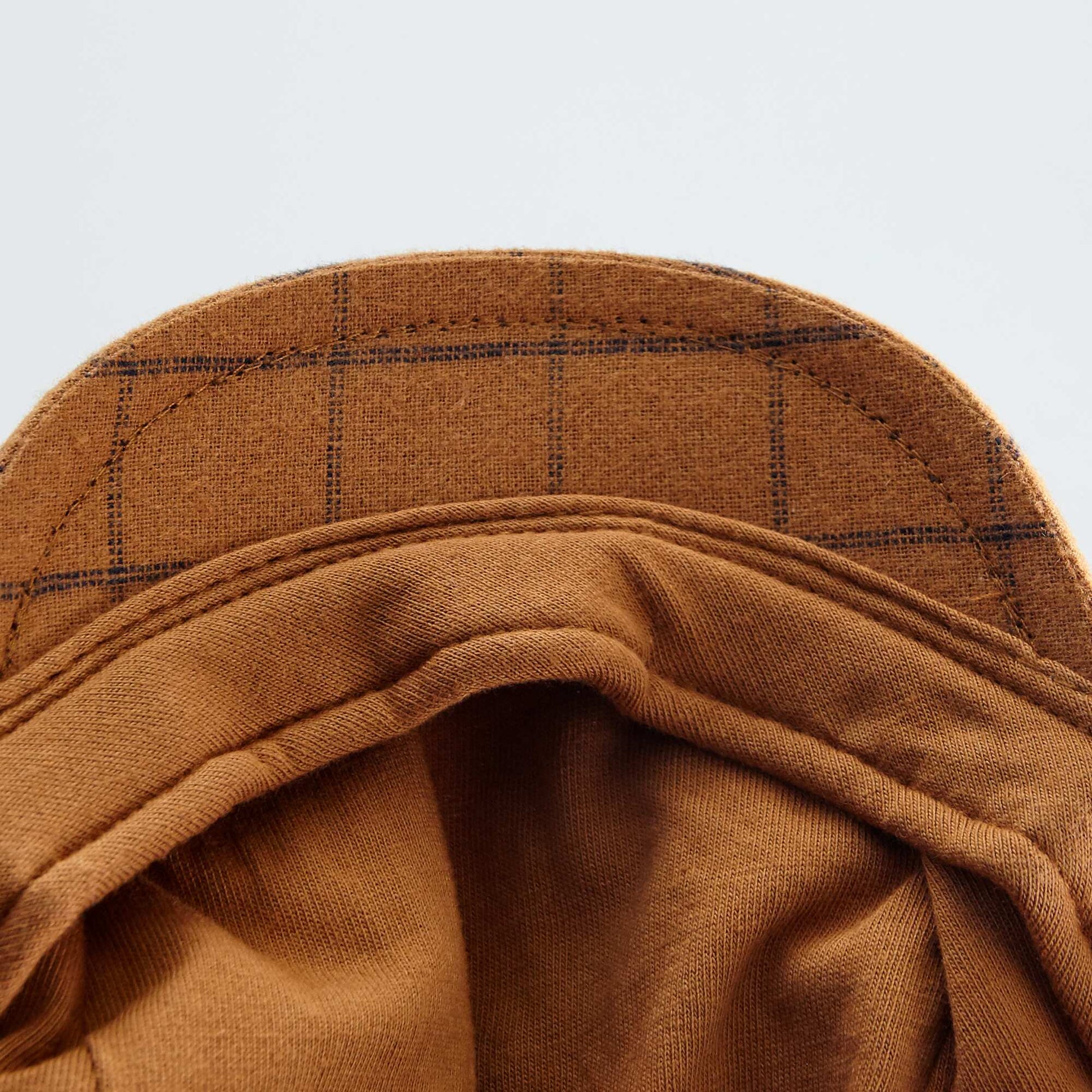 B ret en flanelle carreaux Marron