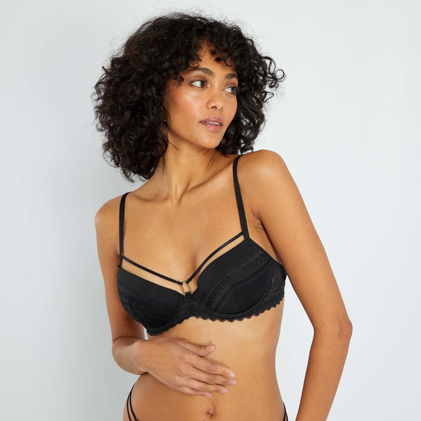 Soutien-gorge ampliforme dentelle noir