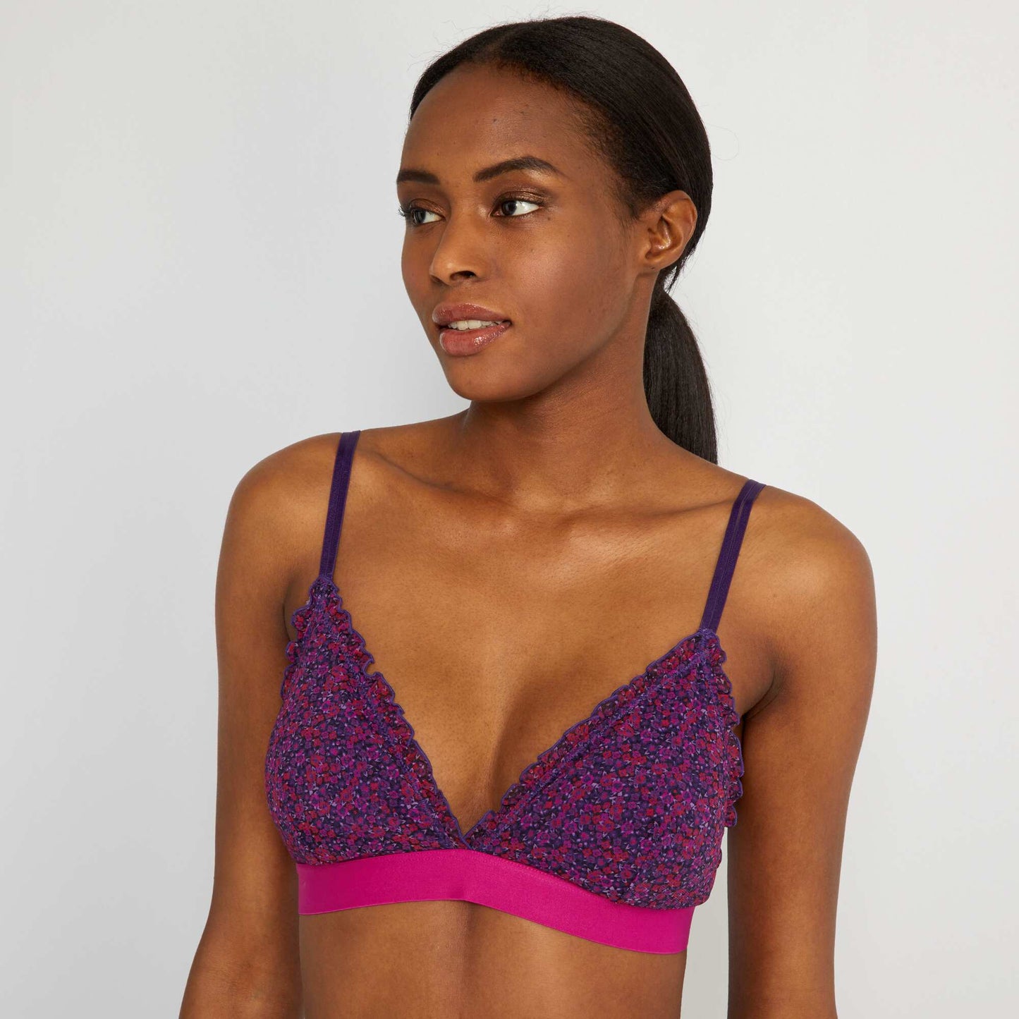 Soutien-gorge triangle en tulle fleurs