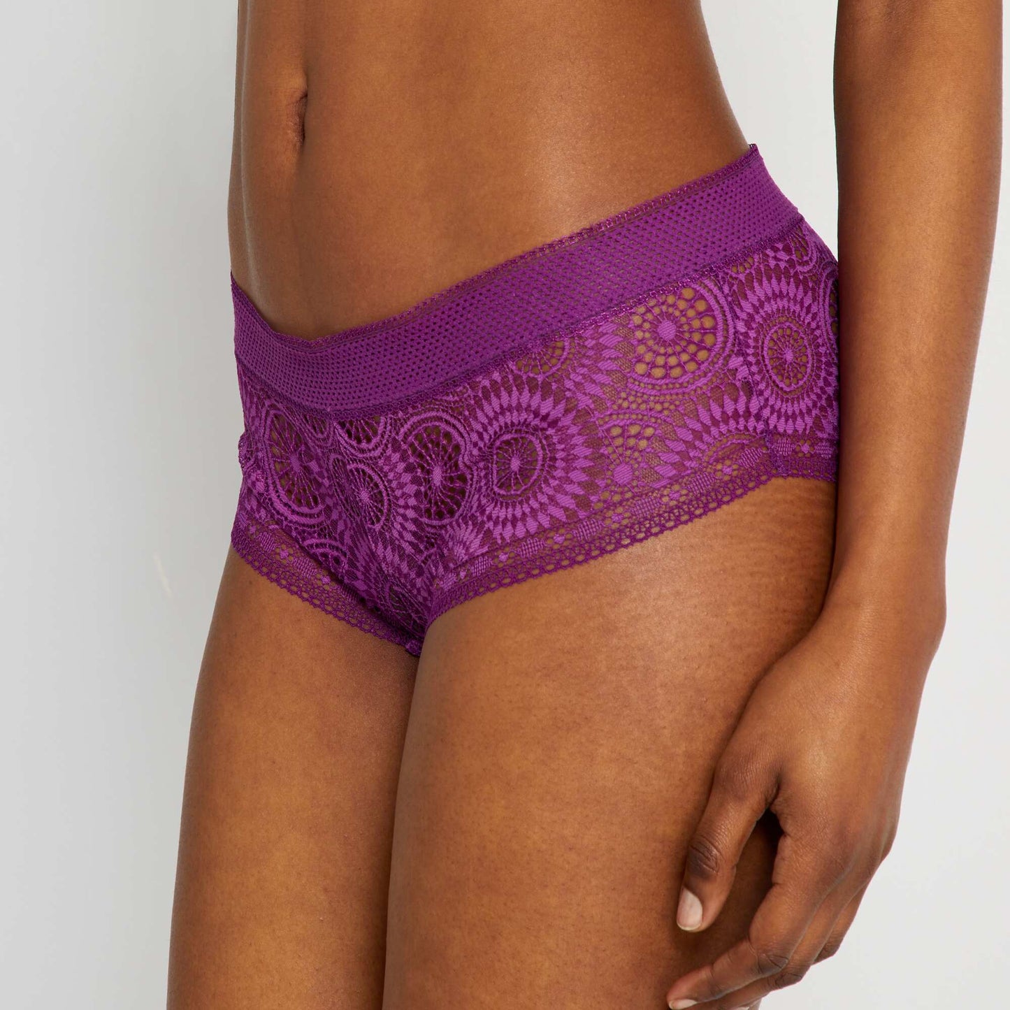 Shorty dentelle violet