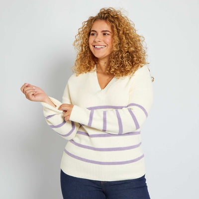 Pull ray encolure V Ecru/lilas