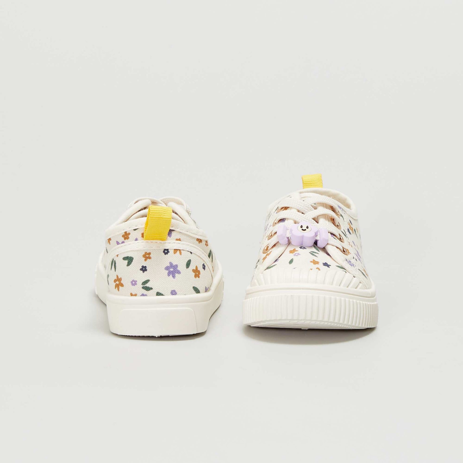 Baskets en toile Ecru