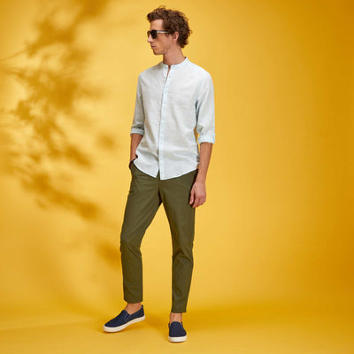 Chemise en lin bleu pale