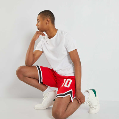 Short de sport fa on US Rouge