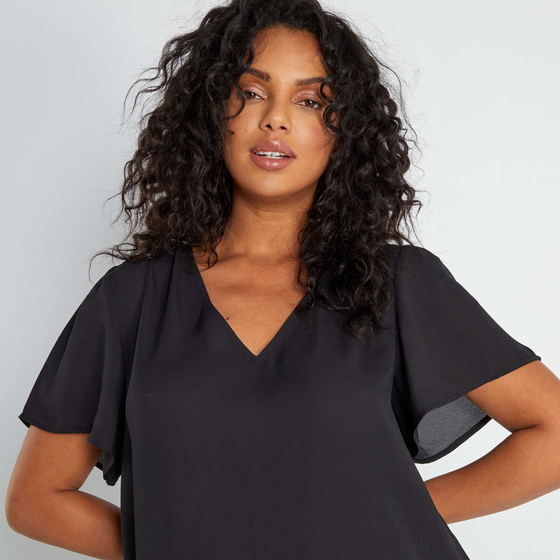 Blouse fluide et l g re col V noir