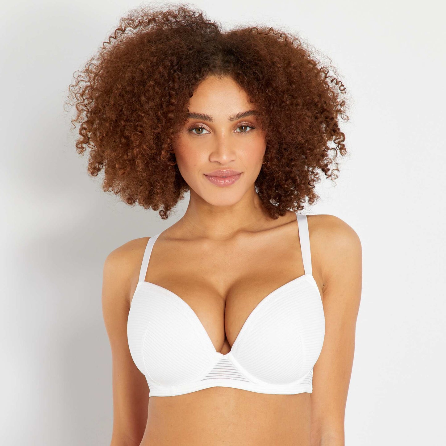 Soutien-gorge microfibre fines rayures ajour es D&E blanc