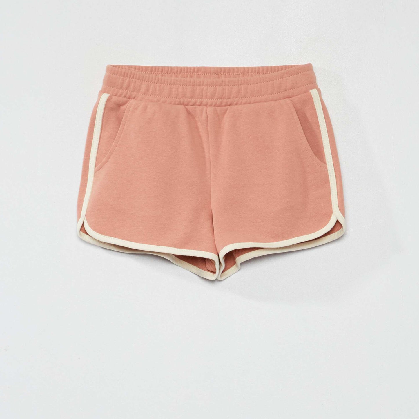 Short en molleton avec bords contrastants rose