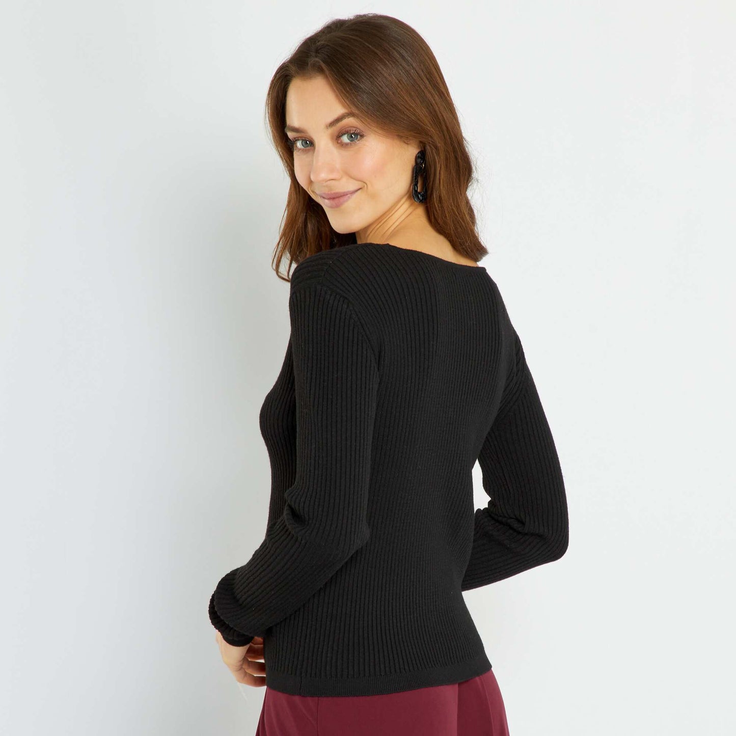 Pull moulant en rib noir