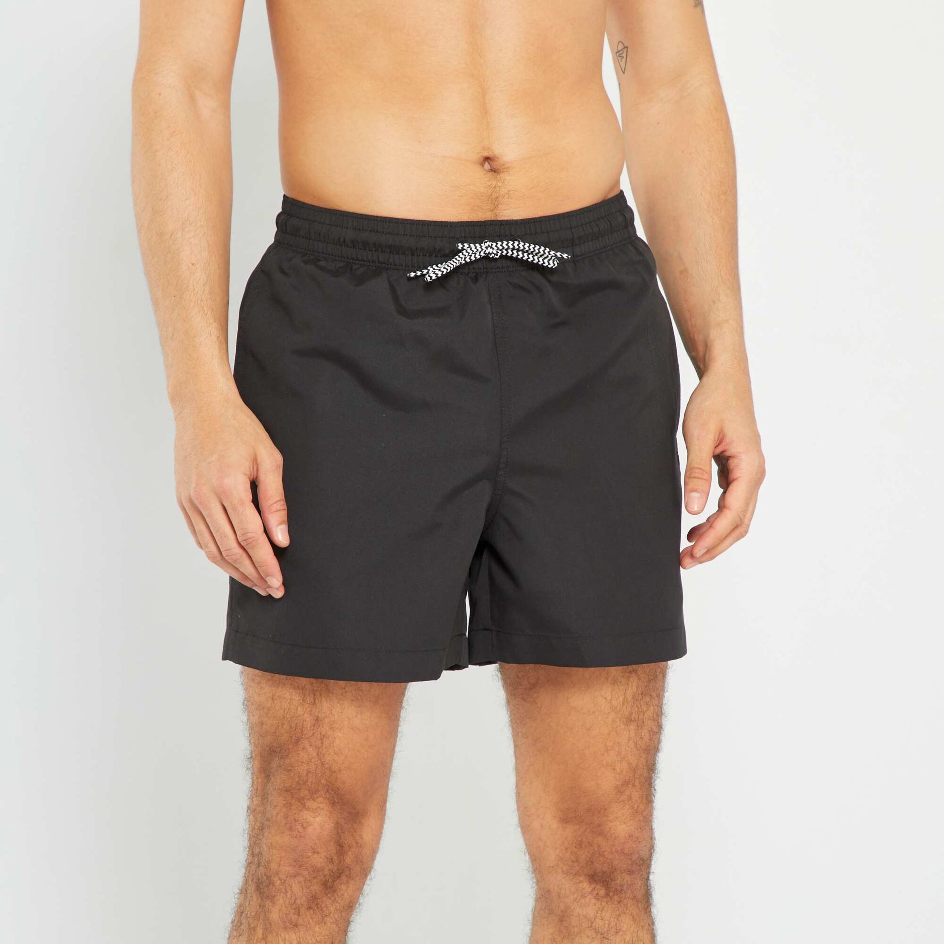 Short de bain uni noir