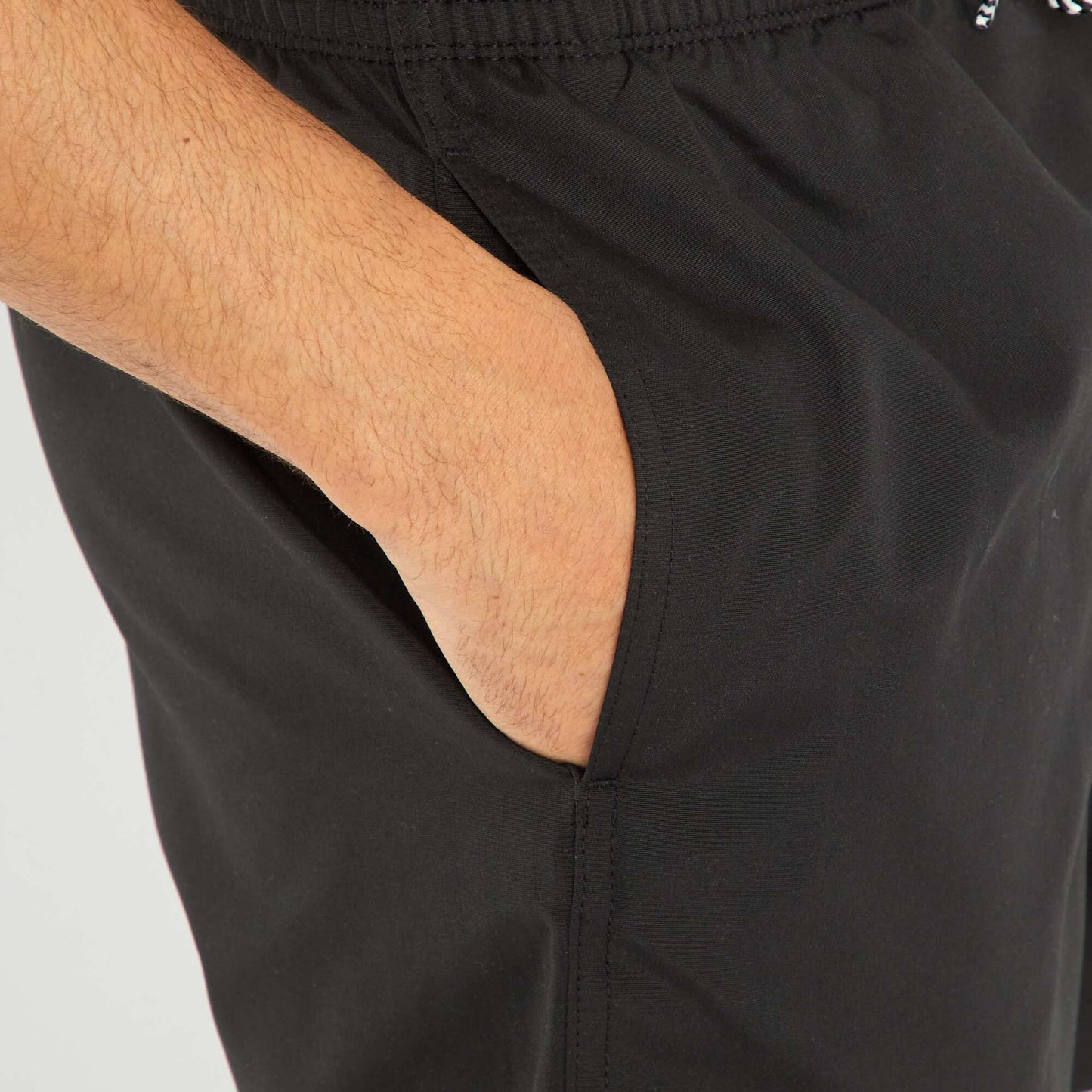 Short de bain uni noir