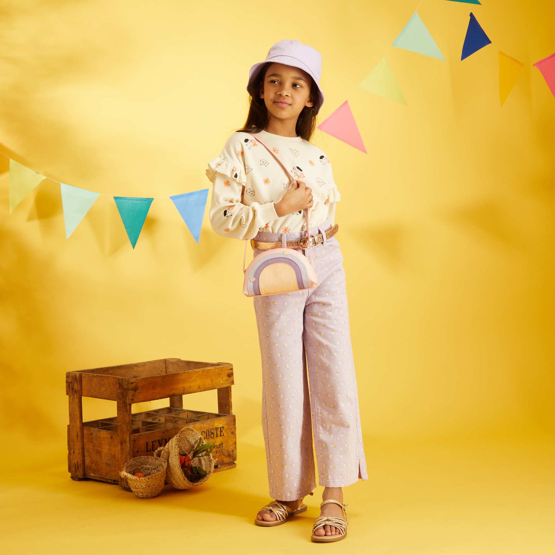 Jean large avec imprim fleuri Violet