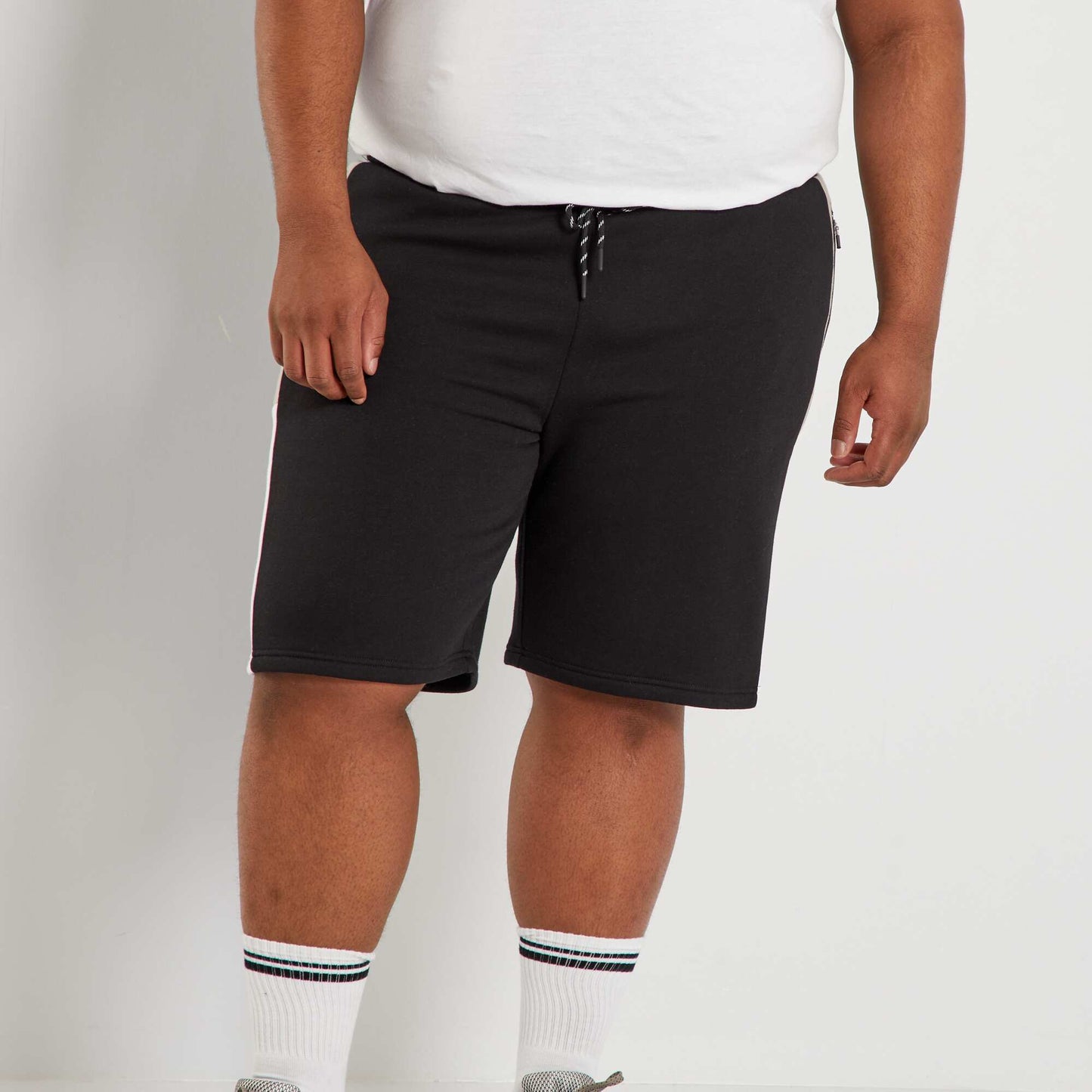 Short de sport en molleton noir