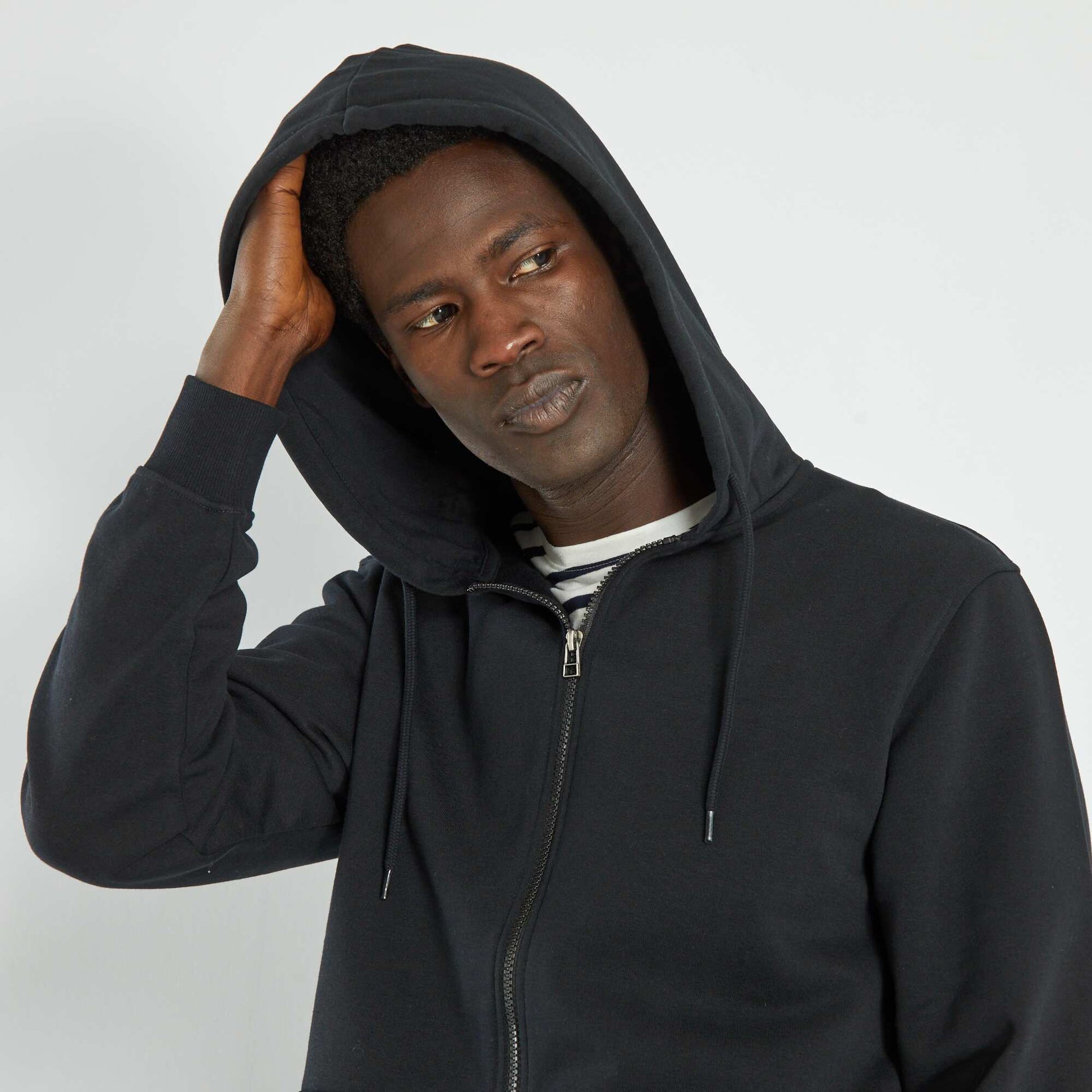 Sweat zipp e capuche noir