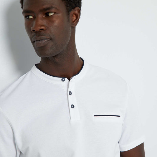 Polo col mao en piqué de coton blanc