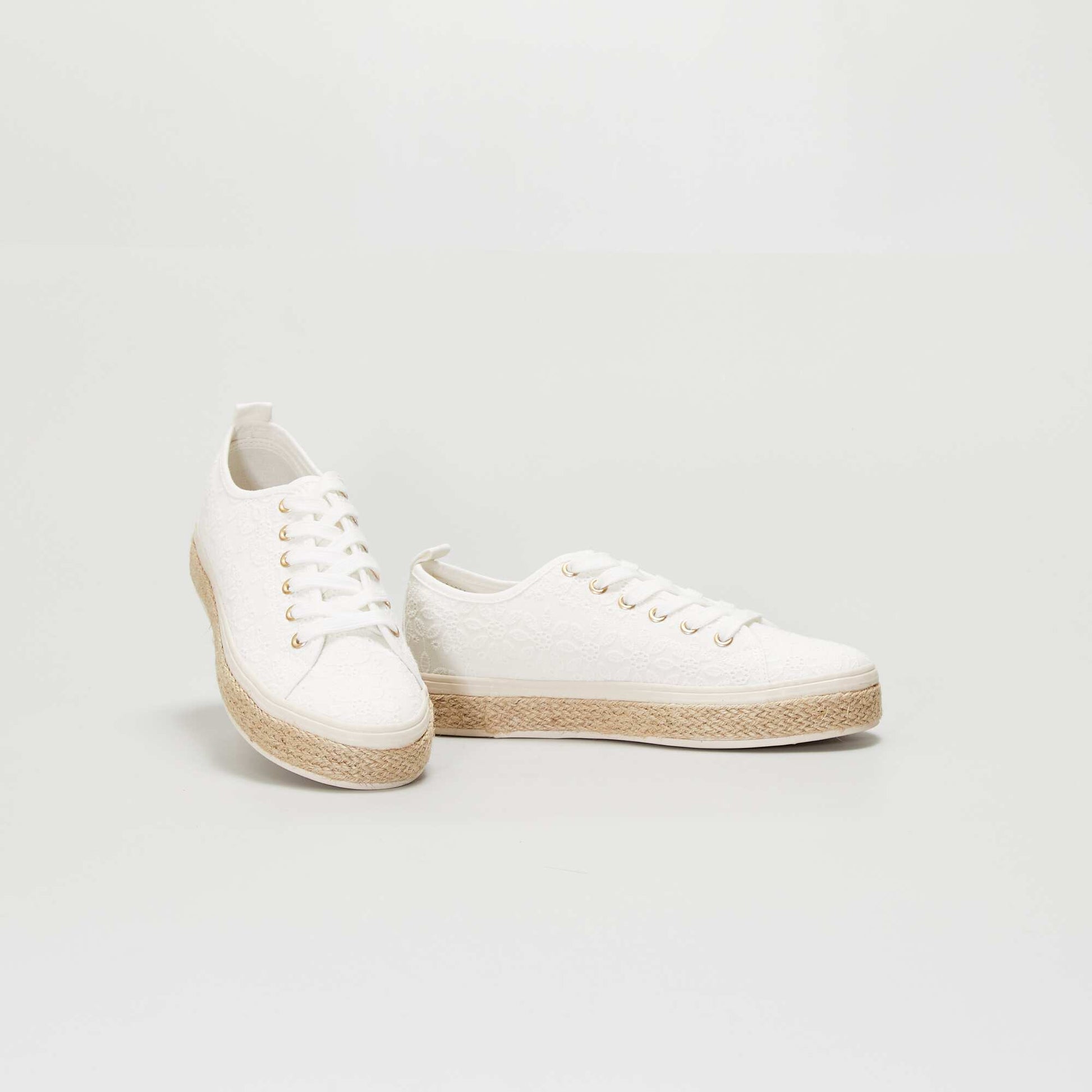 Baskets compens es en toile brod e Blanc