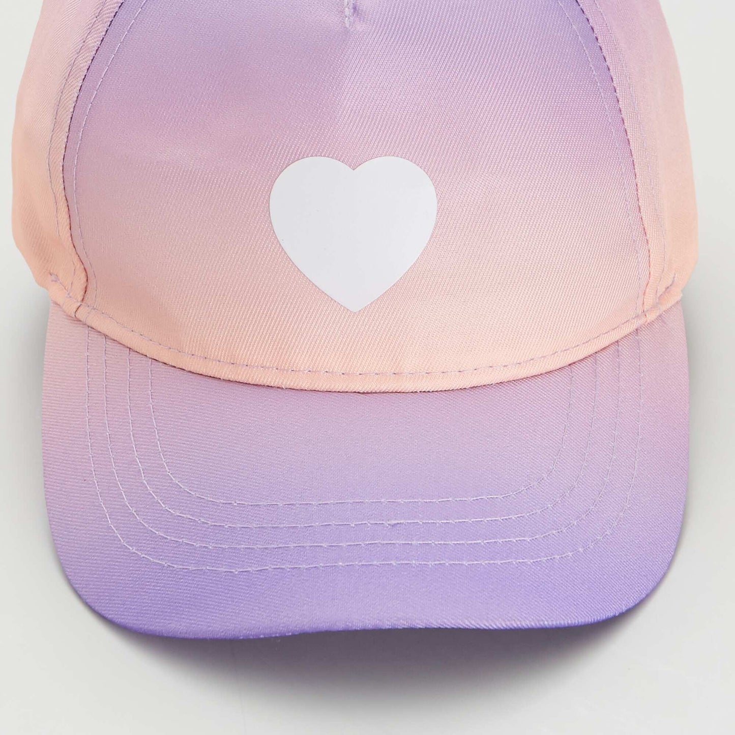 Casquette d grad e multicolore