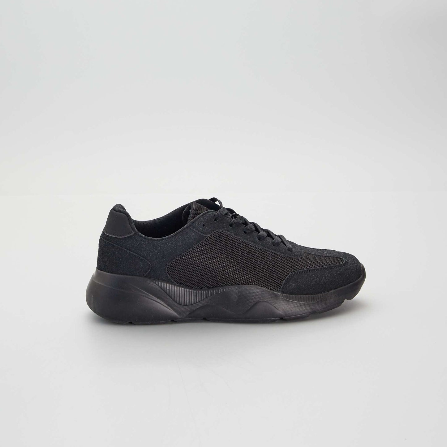 Baskets unies esprit running Noir