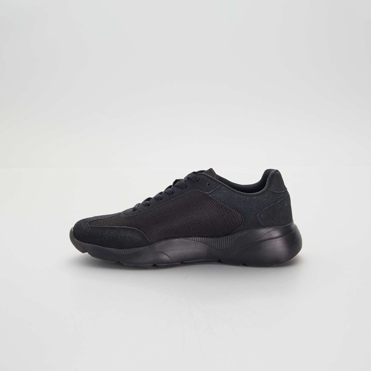 Baskets unies esprit running Noir